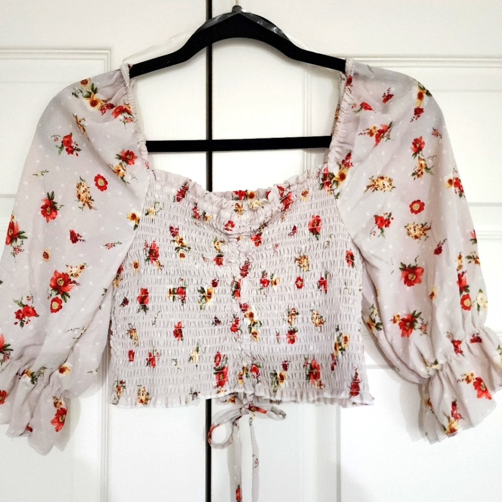 Super Cute Crop Floral Top